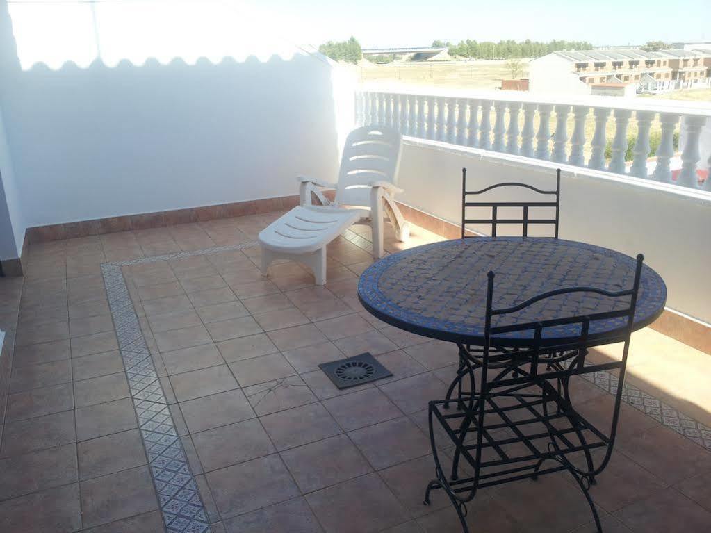 Hotel Flor De La Mancha La Roda Exteriör bild